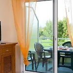 Resort Madame Les Maisons De Fontenelles L'Aiguillon-sur-Vie