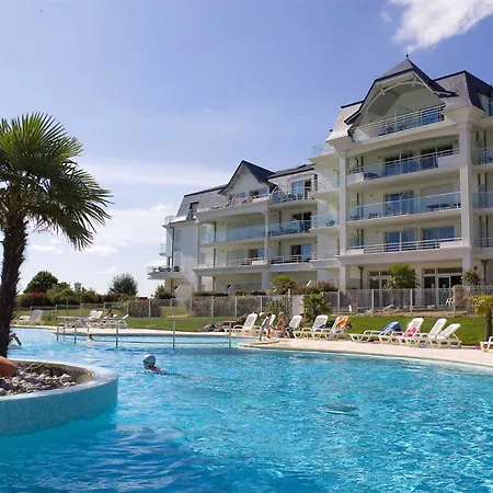 Курортный комплекс Madame Les Maisons De Fontenelles