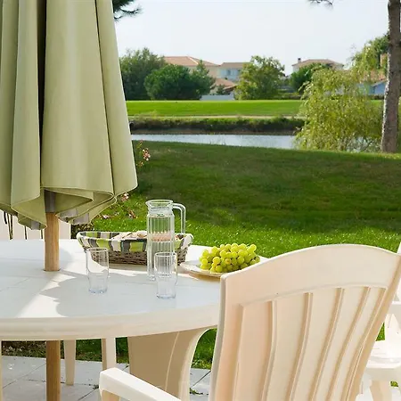 Madame Les Maisons De Fontenelles L'Aiguillon-sur-Vie