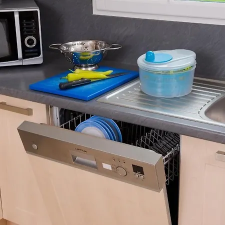 Madame Les Maisons De Fontenelles 2*