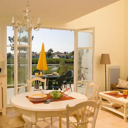 Madame Les Maisons De Fontenelles 2* L'Aiguillon-sur-Vie