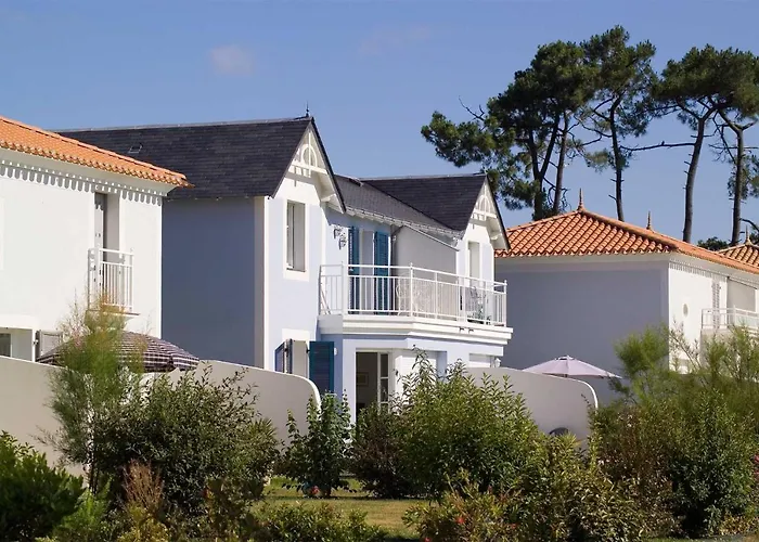 Madame Les Maisons De Fontenelles 2* LʼAiguillon-sur-Vie