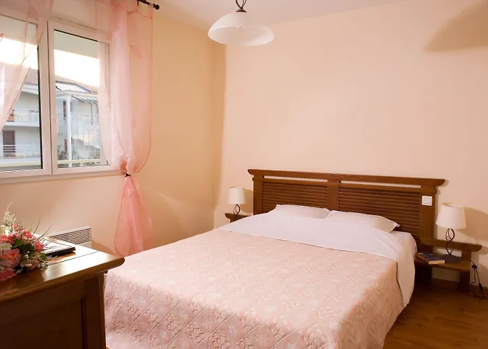 Madame Les Maisons De Fontenelles Station touristique LʼAiguillon-sur-Vie