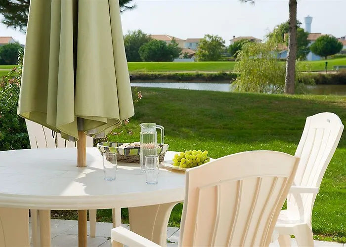 Madame Les Maisons De Fontenelles LʼAiguillon-sur-Vie